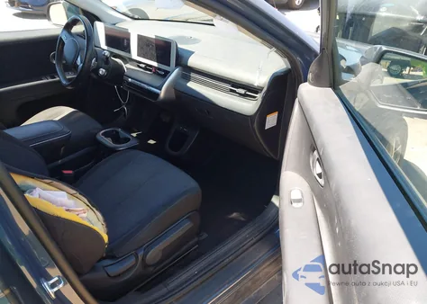 2022 Hyundai Ioniq 5 Se z USA, uszkodzony, nr VIN KM8KM4AE3NU056458